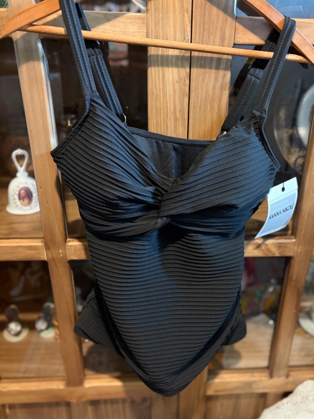 Hanna Nikole Swim Black Textured Twist-Front Tankini Top Size Medium NWT